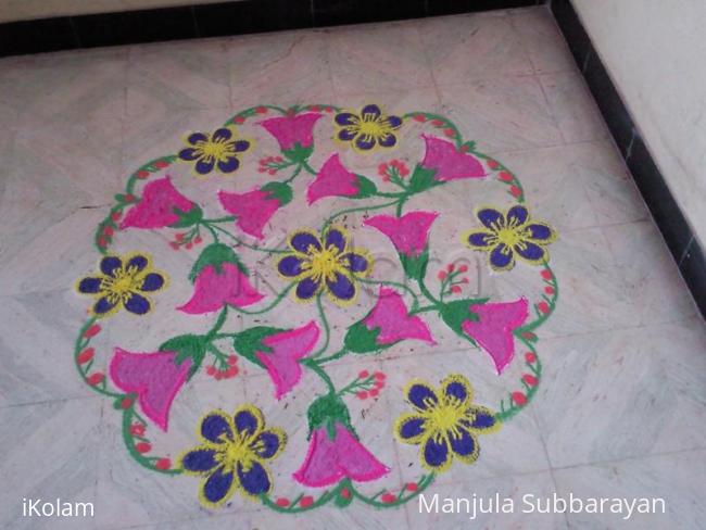 Rangoli: Margazhi Kolam