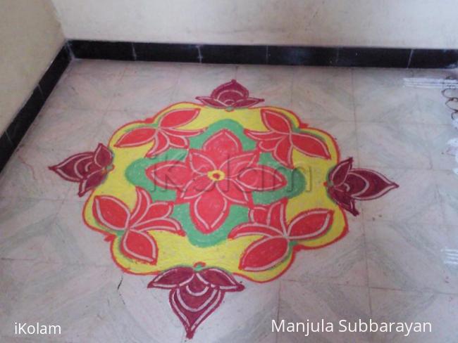 Rangoli: Margazhi Kolam