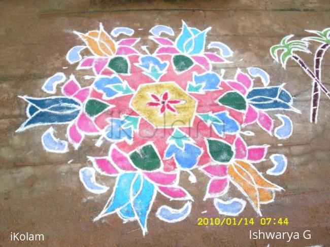 Rangoli: Margazhi kolam Lotus