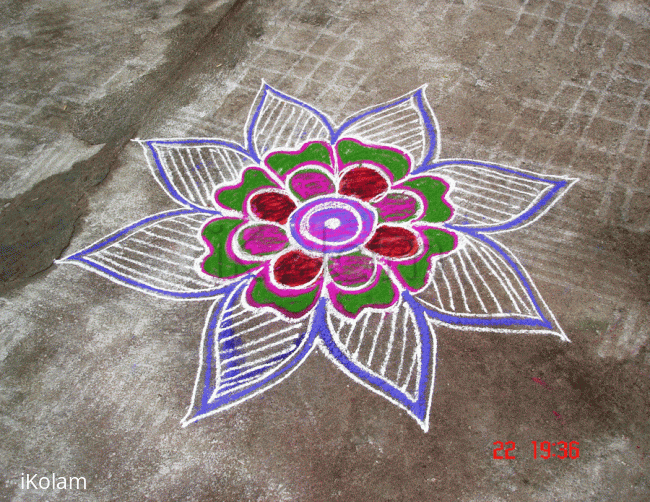 Rangoli: Lone Flower