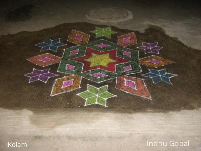 Rangoli: marghzhi kolam 2