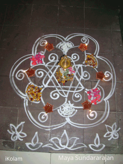 Rangoli: Karthigai Kolam