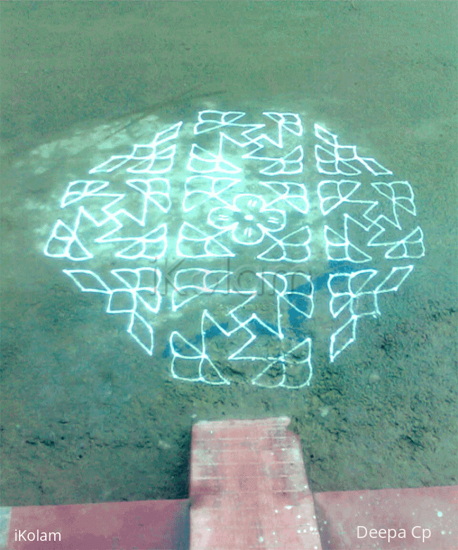 Rangoli: Margazhi kolam