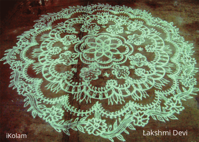 Rangoli: Free hand Rangoli