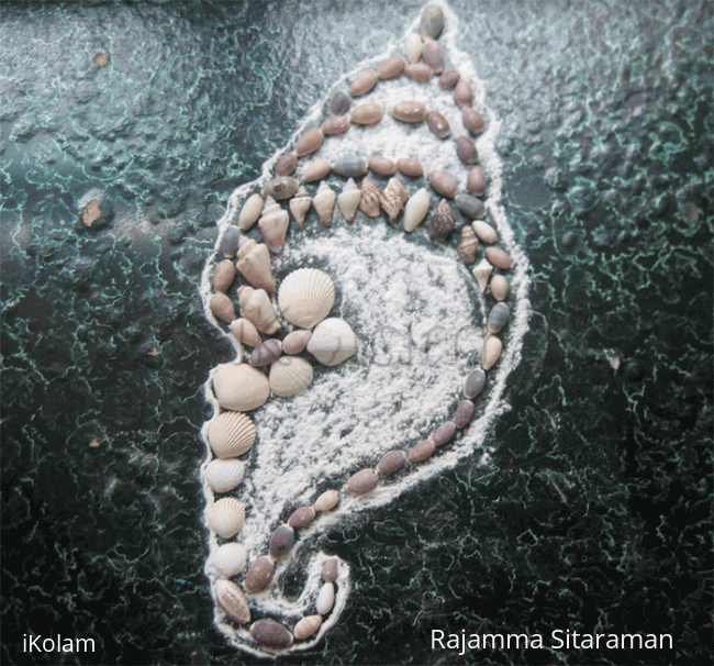 Rangoli: Seashell Sanku