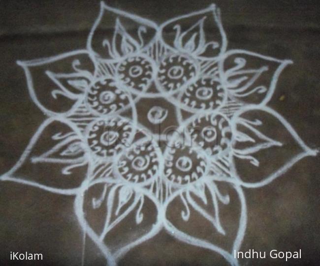 Rangoli:  kolam