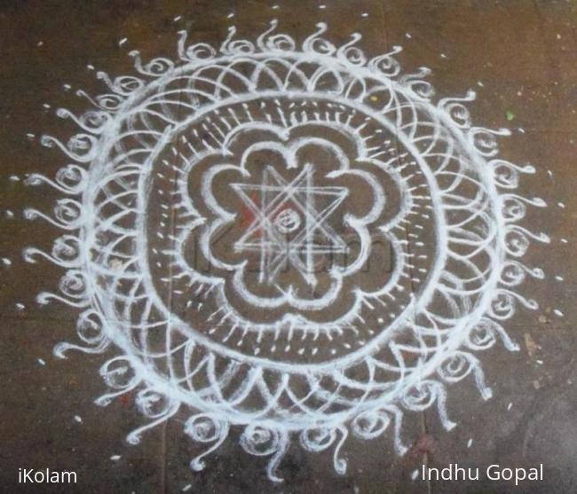 Rangoli: Navarathri kolam