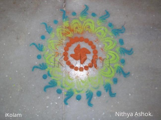 Rangoli: Pooja room kolam