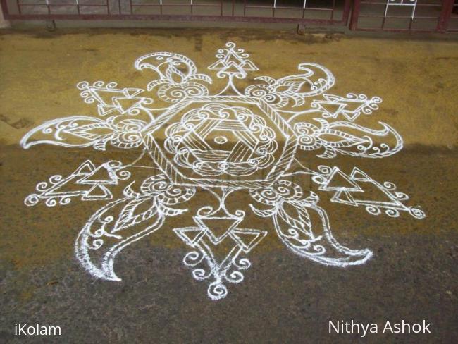 Rangoli: Mehandi Design Kolam