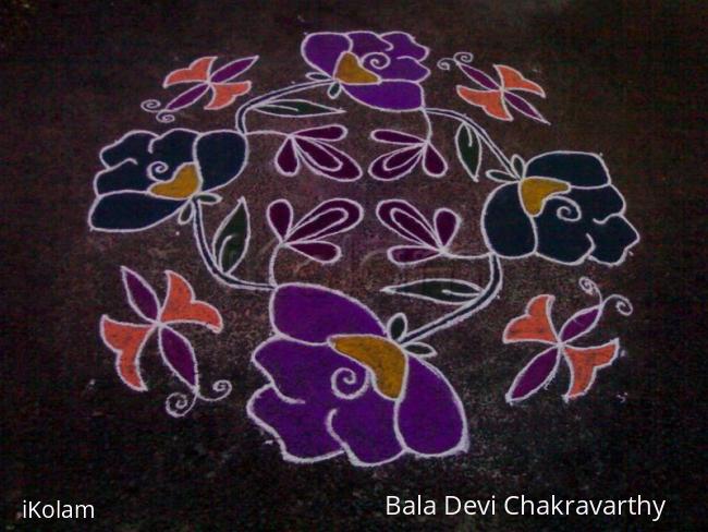 Rangoli: Flower kolam