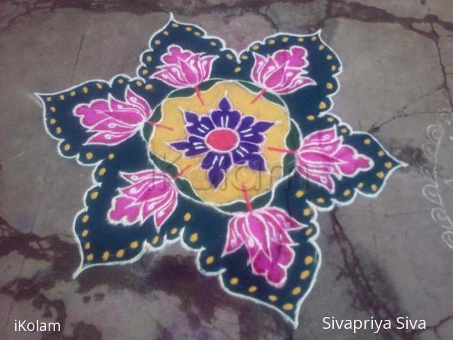 Rangoli: lotus rangoli