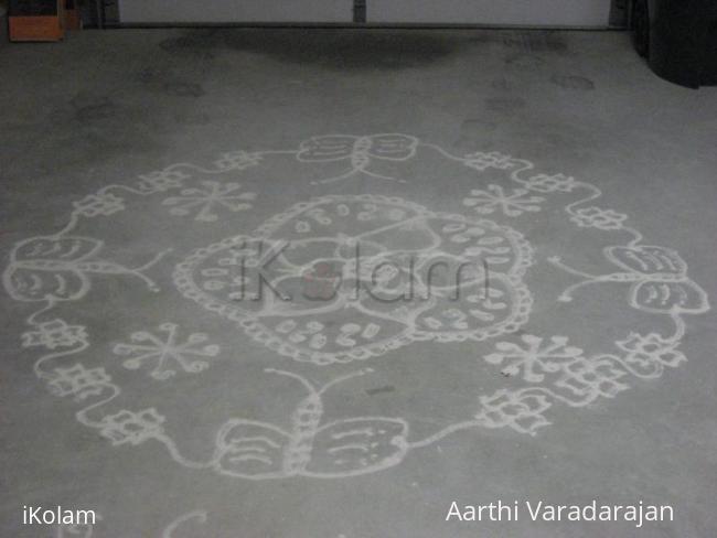 Rangoli: New Year's eve Kolam