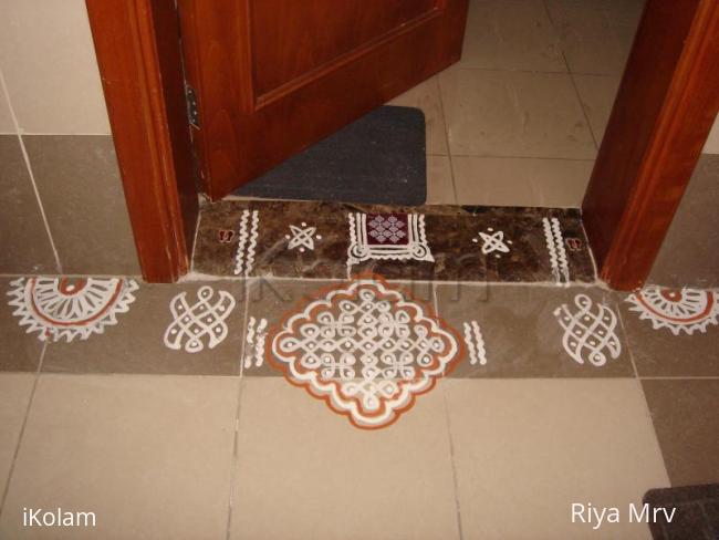 Rangoli: navratri kolam