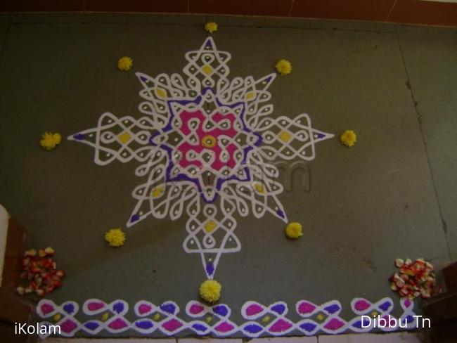 Rangoli: First Navarathri MaaKolam