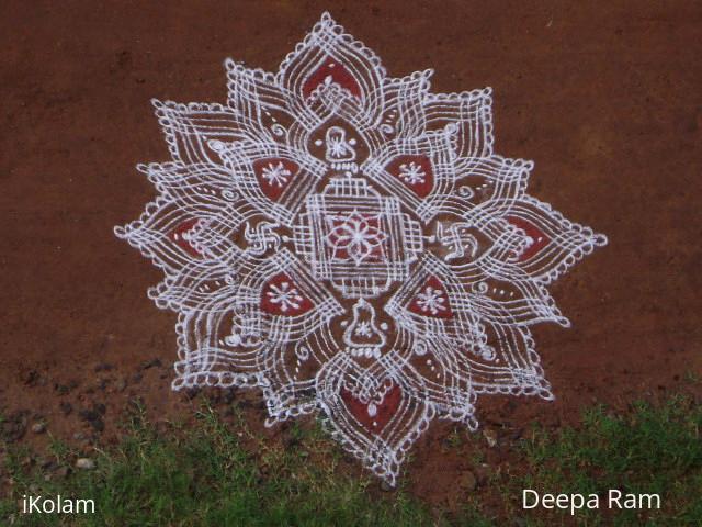 Rangoli:   Navarathri mud floor kolam for Judy mam