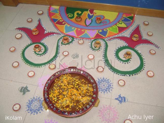 Rangoli: Rangoli with color and mirror