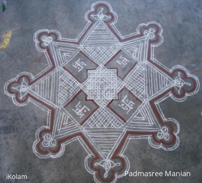 Rangoli: Chitra pournami kolam