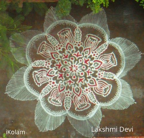 Rangoli: lotus buds rangoli