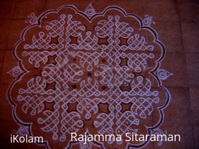 Rangoli: pullimaakkolam