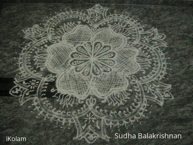 Rangoli: marghazi kolam no 4