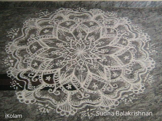 Rangoli: free hand kolam