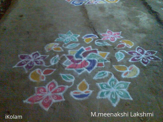 Rangoli: dotted kolam 