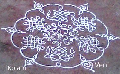 Rangoli: Sikku Kolam - 10