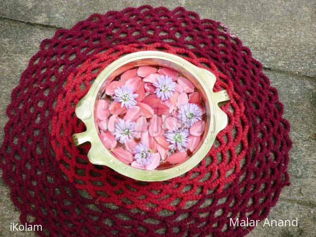 Rangoli: Kutty Flowers in a Kutty uruli