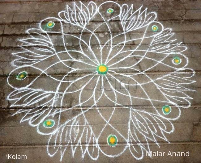 Rangoli: FreeHand Kolam