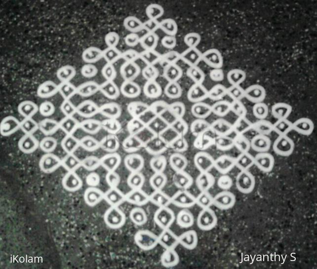 Rangoli: chikku kolam