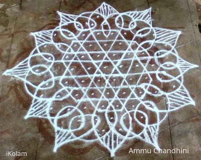 Rangoli: dotted kolam