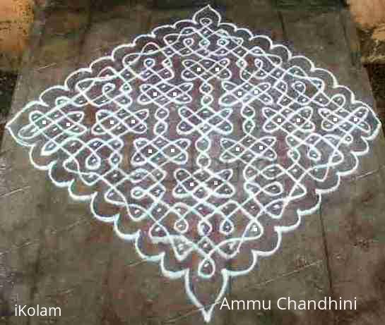 Rangoli: PUZZLE KOLAM