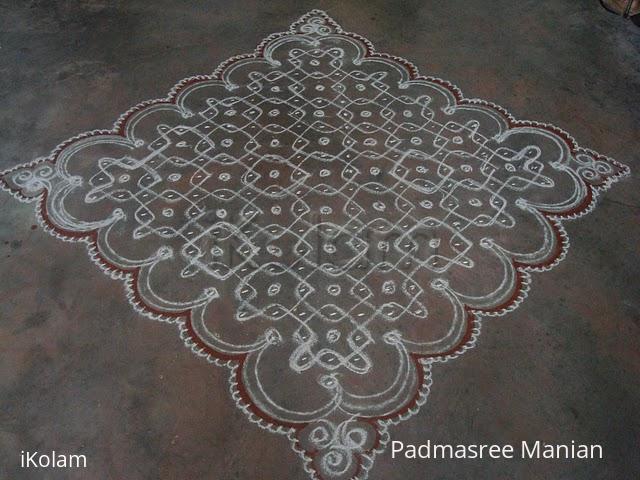 Rangoli: Third Aadivelli kolam