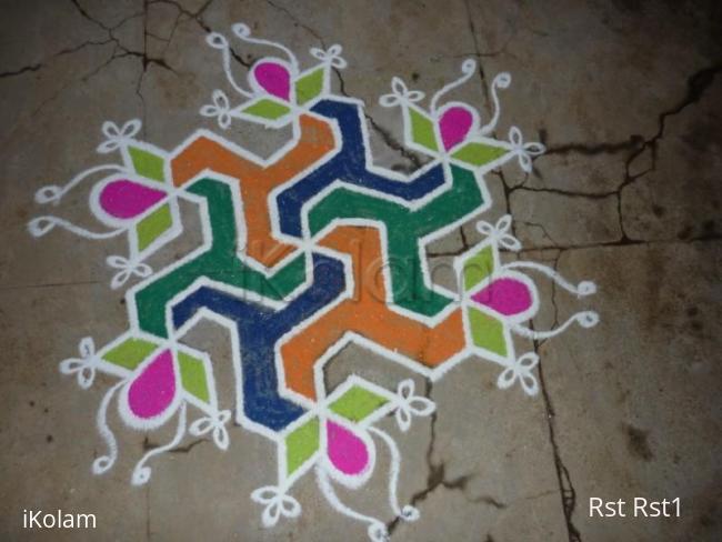 Rangoli: Dotted kolam 