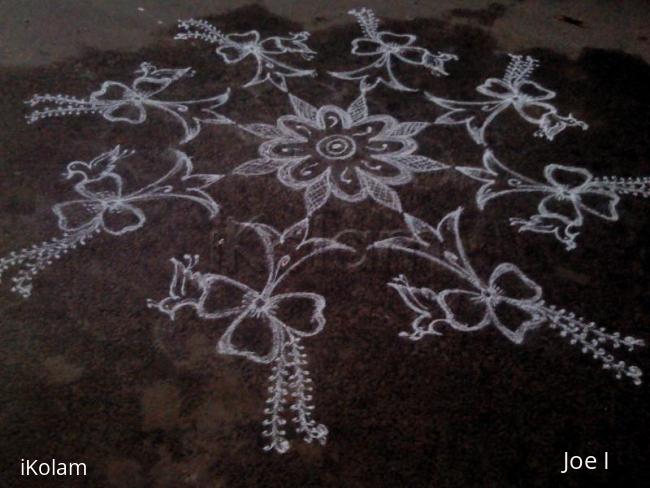 Rangoli: daffodils