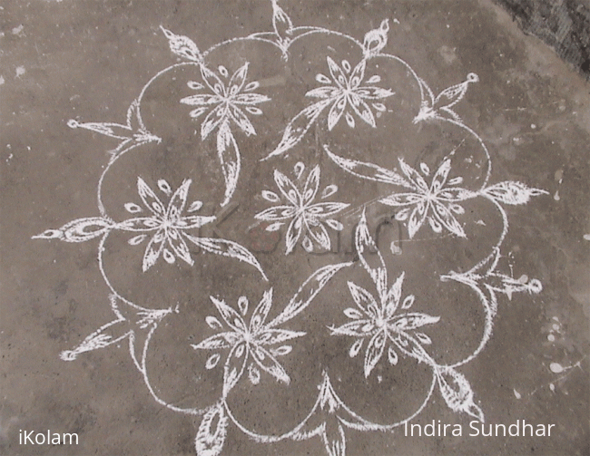 Rangoli: Poo Kolam