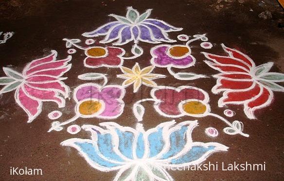 Rangoli: Lotus kolam