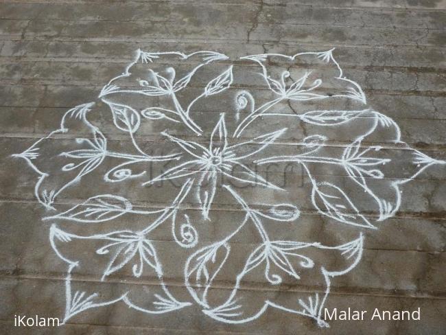 Rangoli: Flower Kolam