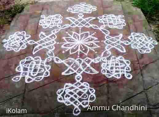 Rangoli: kolam with dots