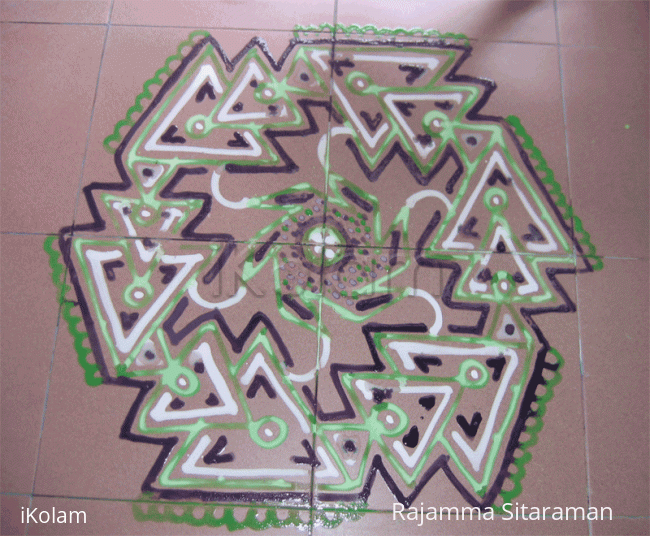 Rangoli: Triangles in Hexagon