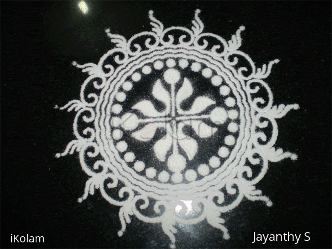 Rangoli: Stencil Kolam