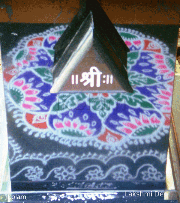 Rangoli: Mirror image of a rangoli