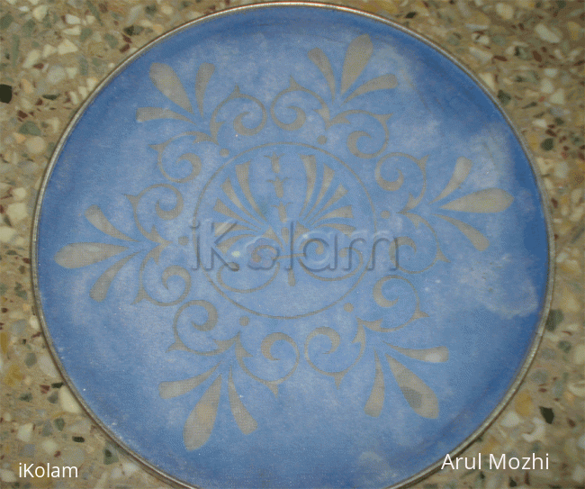 Rangoli: Kolam mould