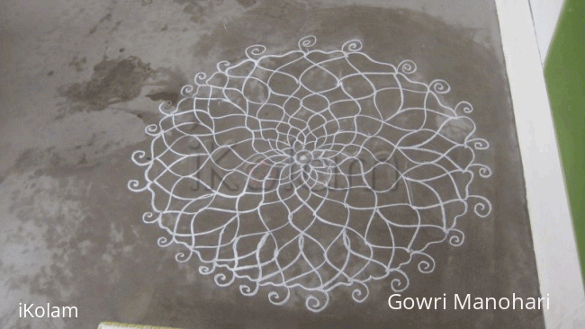 Rangoli: Chalk Kolam in Singapore !!!