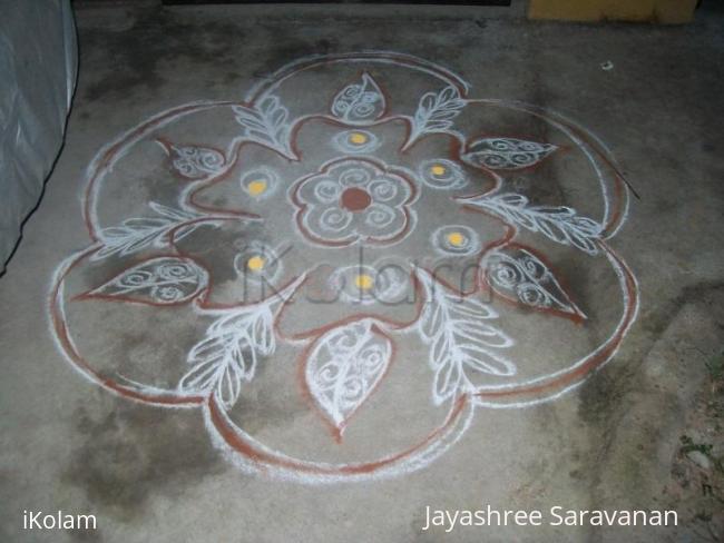 Rangoli: Kolam Drawn on New Year 2011