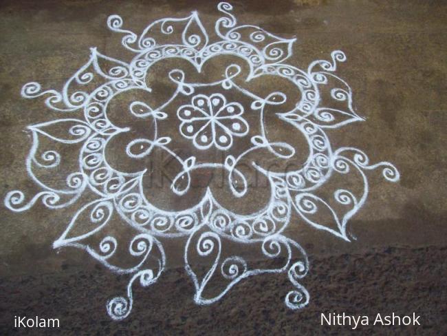 Rangoli: Margazhi kolam