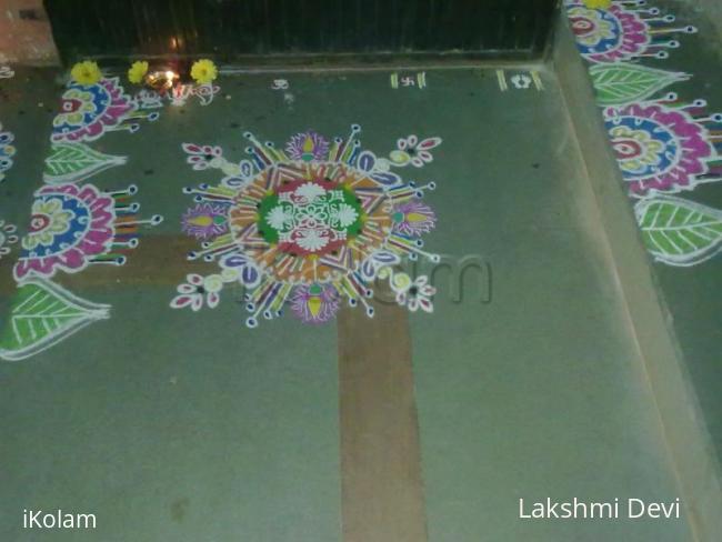 Rangoli: marghazi kolam