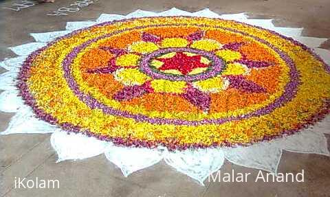 Rangoli: Onam Pookolam