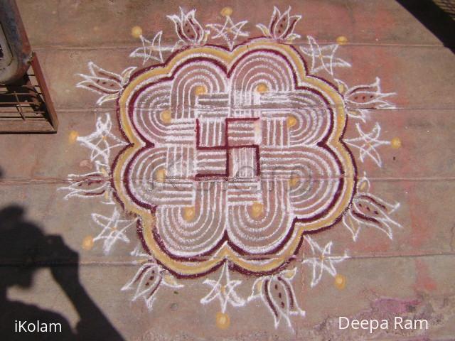 Rangoli: Pournami kolam