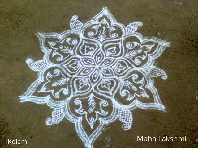 Rangoli: Karthigai Deepam Kolam